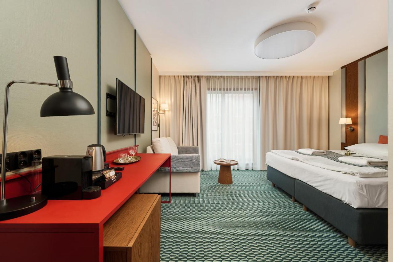 Gwarna Aparthotel City Center Wroclaw By Noclegi Renters Экстерьер фото