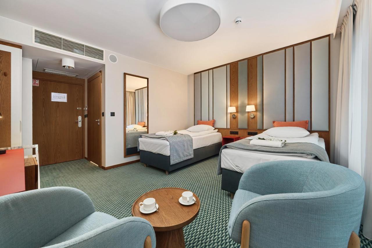 Gwarna Aparthotel City Center Wroclaw By Noclegi Renters Экстерьер фото