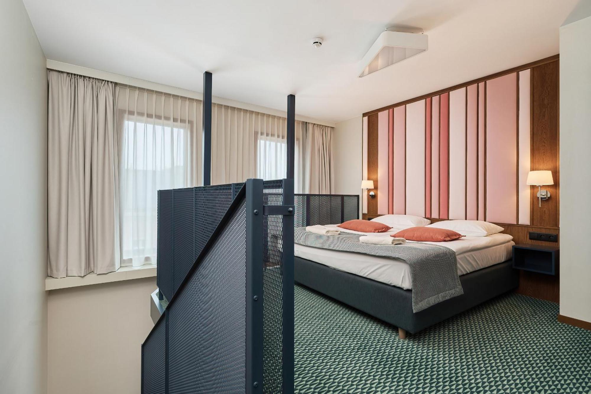 Gwarna Aparthotel City Center Wroclaw By Noclegi Renters Экстерьер фото